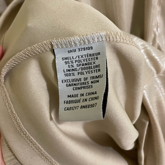 BNWT Le Chateau Cocktail Wrap Dress - Picture 6 of 6